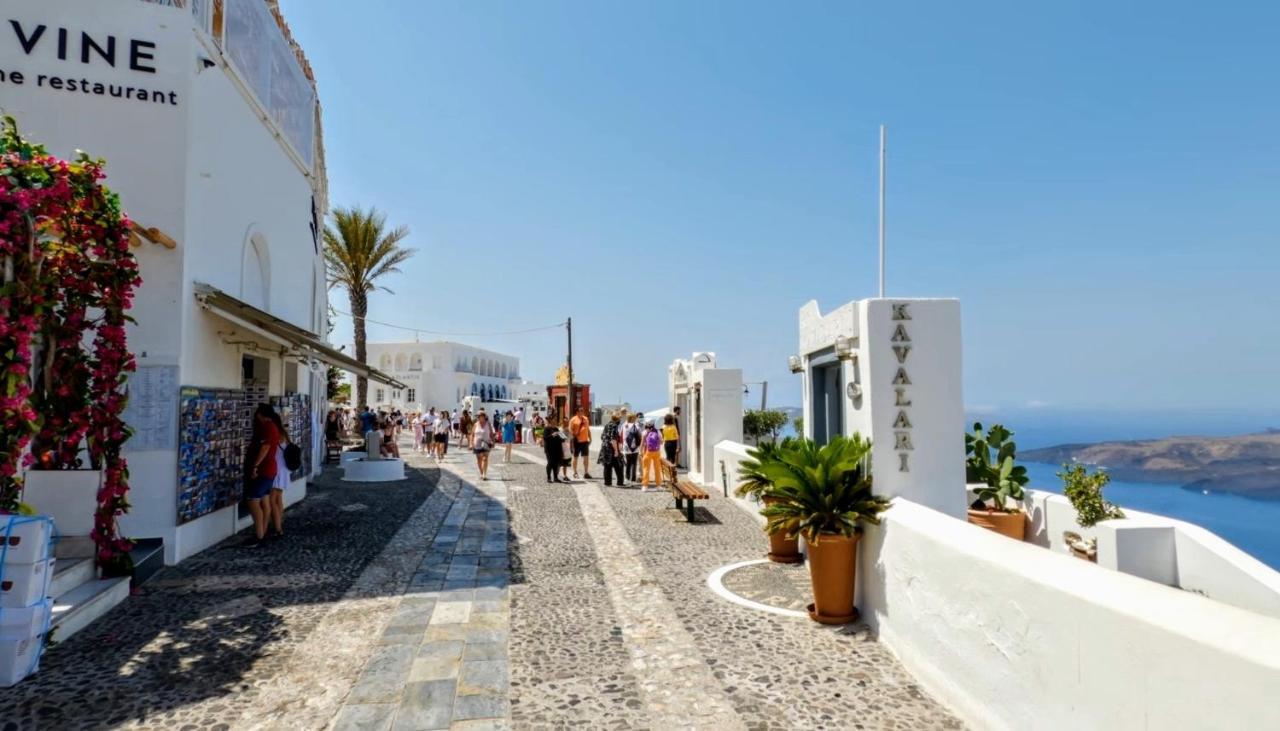 Santorini Pleasure Studios Fira  Ngoại thất bức ảnh